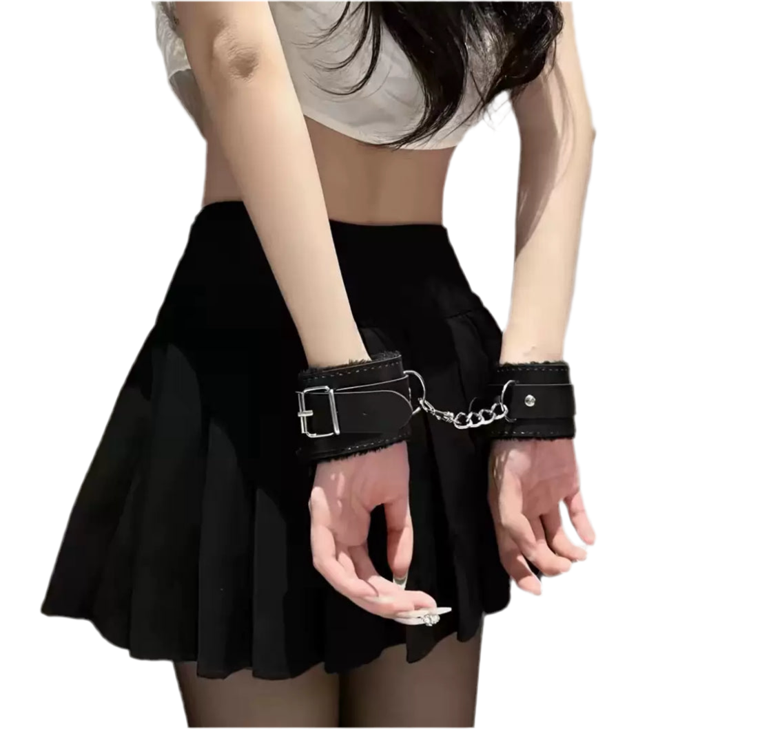 Menottes en cuir