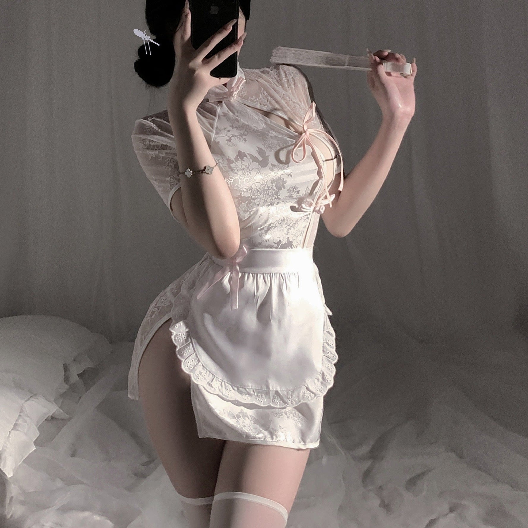 Cheongsam blanc en dentelle
